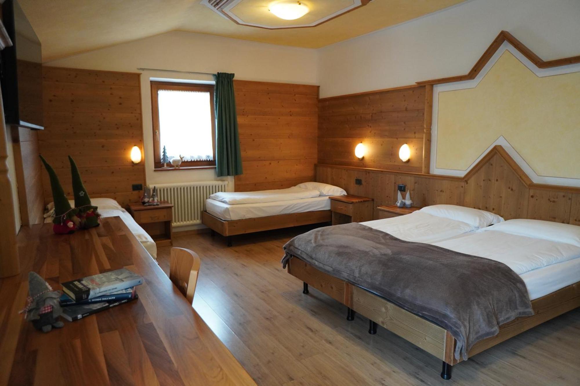 Hotel Gruppo Brenta Andalo Camera foto