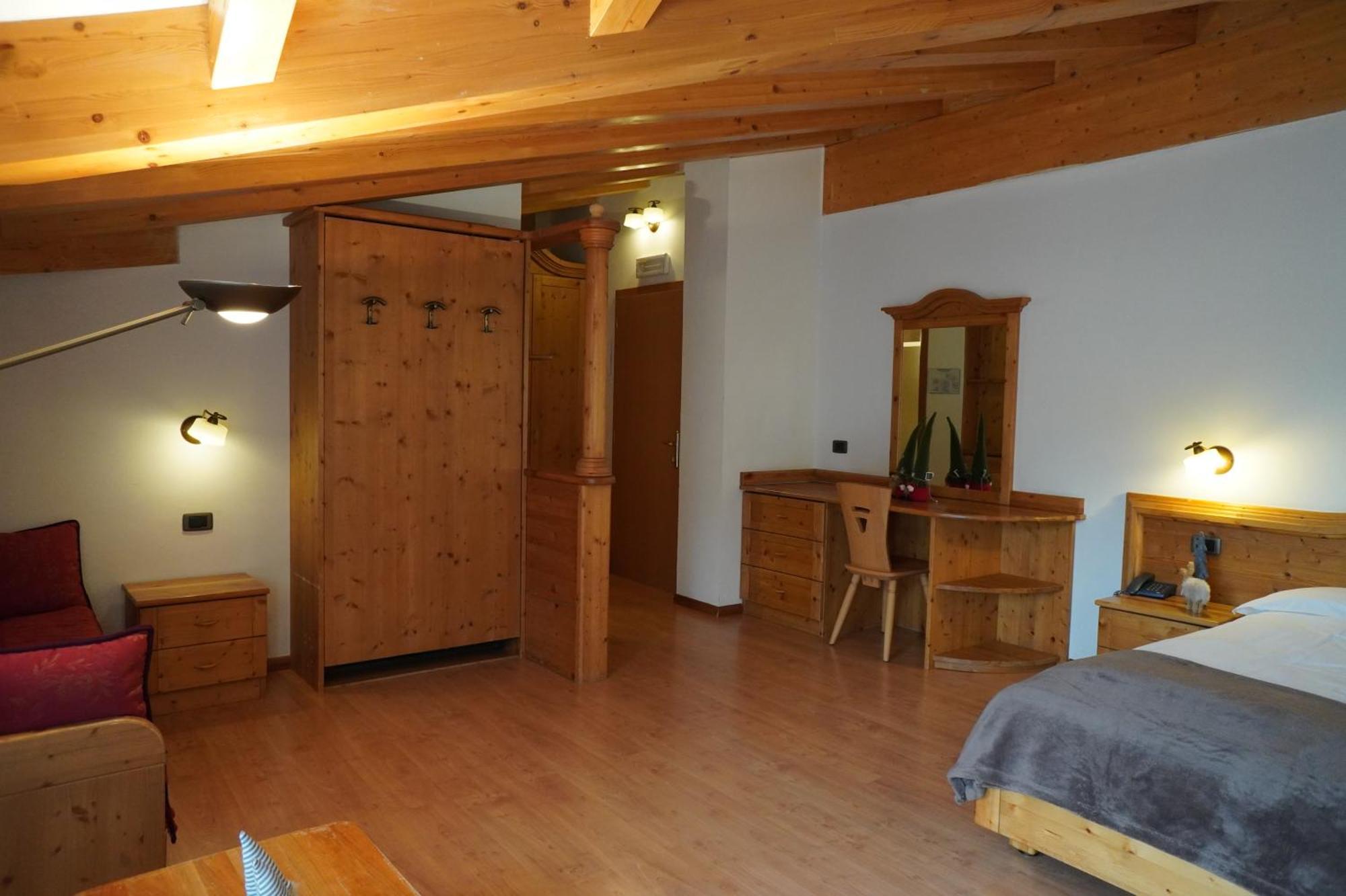 Hotel Gruppo Brenta Andalo Camera foto